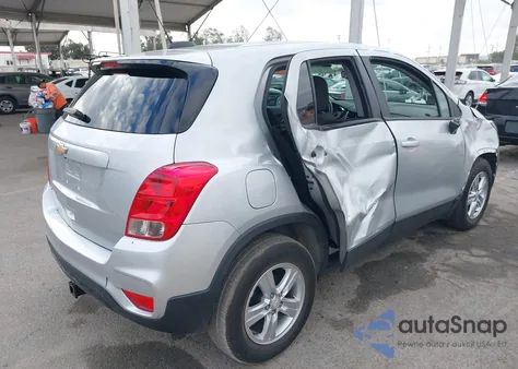2022 Chevrolet Trax Fwd Ls z USA, uszkodzony, nr VIN KL7CJKSMXNB551521